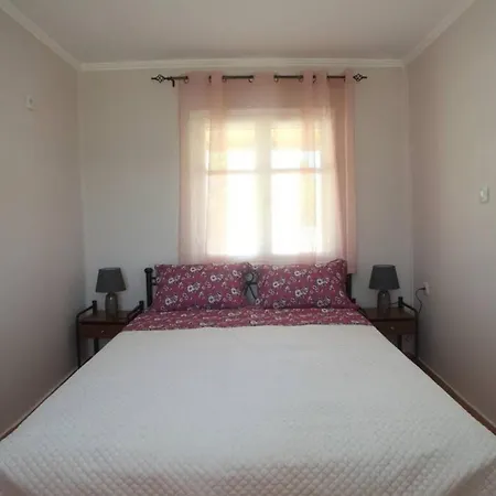 Olga Agios Ioannis - * Lefkáda